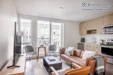 Foto principal - 2401 S Jackson St