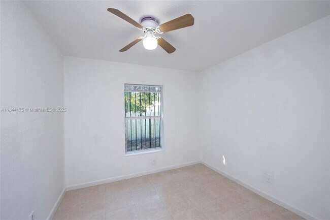 Foto del edificio - 6030 NW 1st Ave