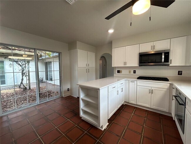 Foto del edificio - 3322 NW 39th Ter