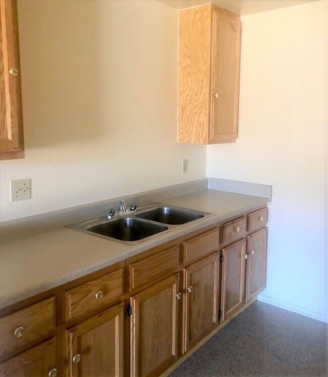 Foto del edificio - Spacious Apartment