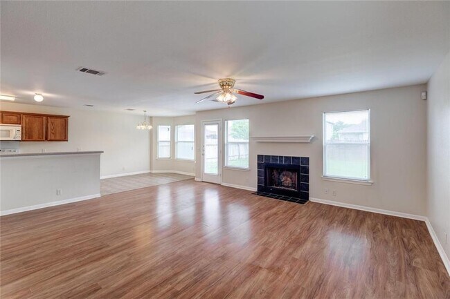 Foto del edificio - 16712 Hamilton Point Cir