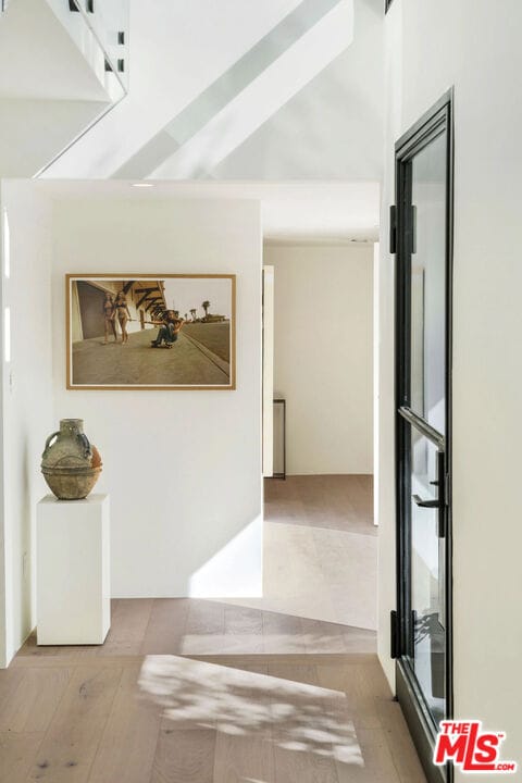 Building Photo - 2600 Zorada Dr