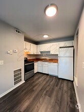 Building Photo - 555 N Dupont Ave