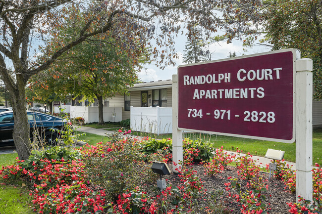 Señal del Tribunal de Randolph - Randolph Court