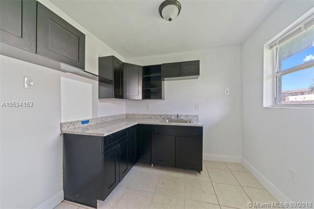 Foto del edificio - 1990 NW 183rd St