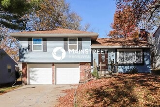 Building Photo - 1400 NW 66th Terrace