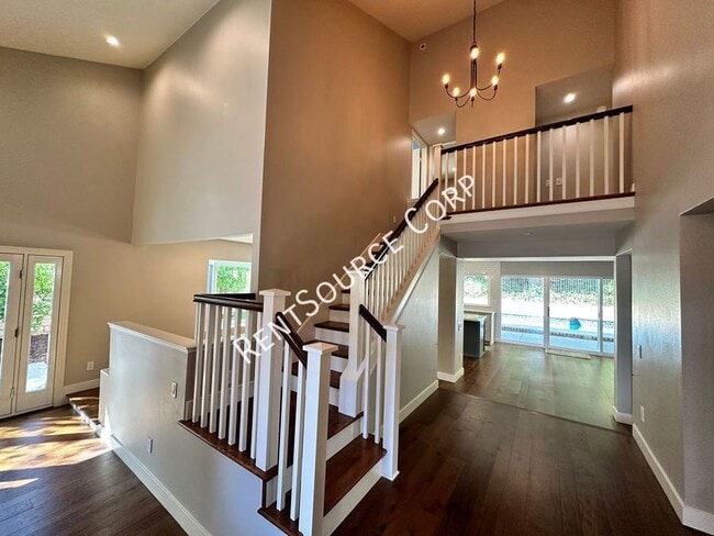 Building Photo - 25463 Via Escovar-