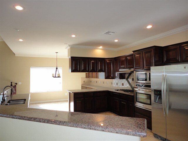 Building Photo - 7370 Bachelors Button Drive