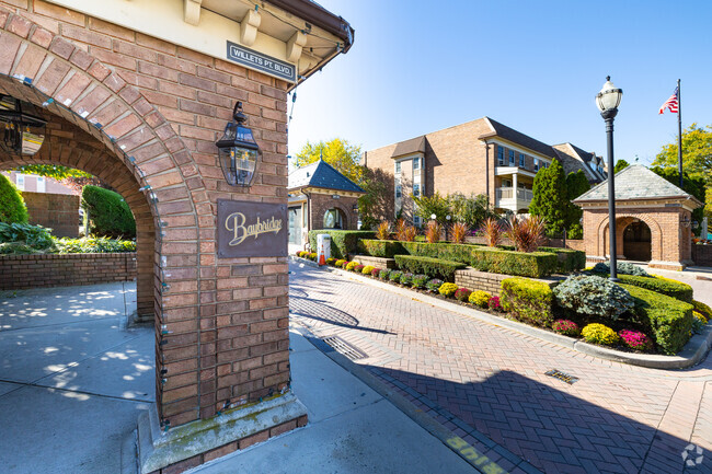 Building Photo - Baybridge Condominium