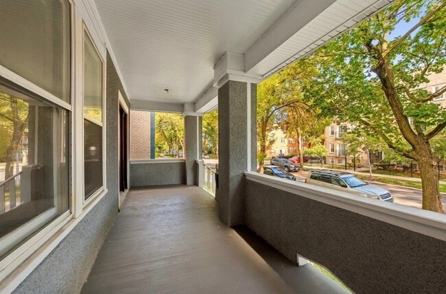 Foto del edificio - 7252 N Bell Ave