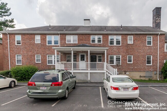 Building Photo - Chestnut Hill COndo 2 bed with 1 parking inc