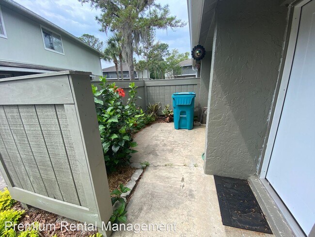 Building Photo - 2 br, 1.5 bath House - 4503 Ring Neck Rd  B