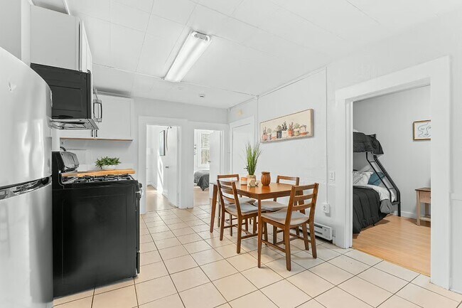 Foto del edificio - 8 Everett St