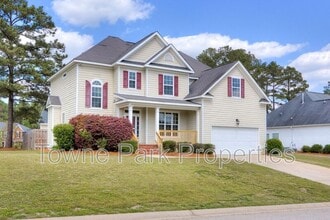 Building Photo - 1111 Hunters Cove
