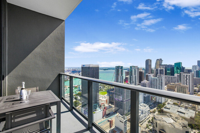 Foto del edificio - 159 NE 6th St