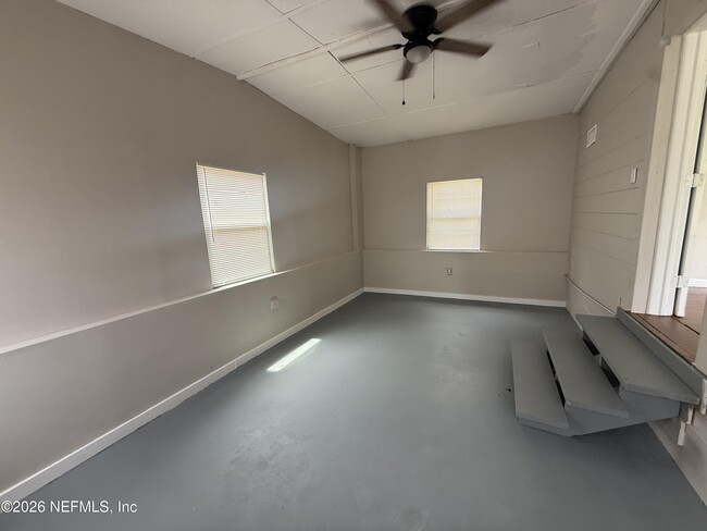 Building Photo - 4207 Homer Rd N
