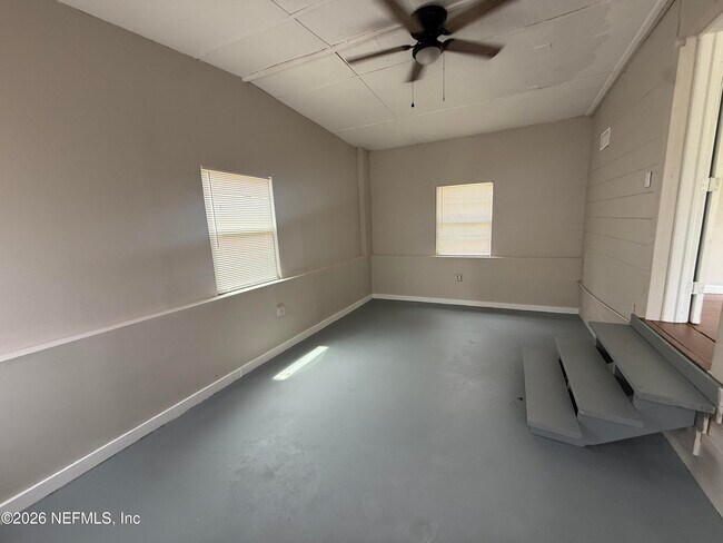 Foto del edificio - 4207 Homer Rd N