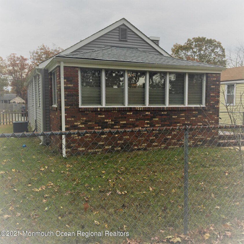 1978 South St, Toms River, NJ 08753 House for Rent in Toms River, NJ