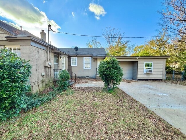 Foto del edificio - 3880 Spottswood Ave