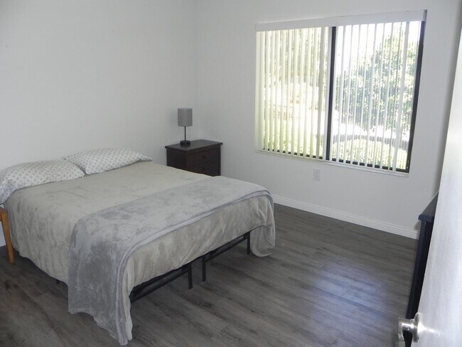 Foto del edificio - 19911 N 146th Way