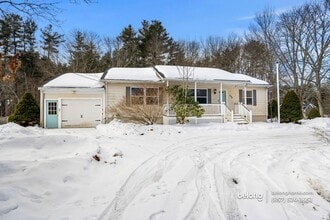 Building Photo - 548 Linwood St