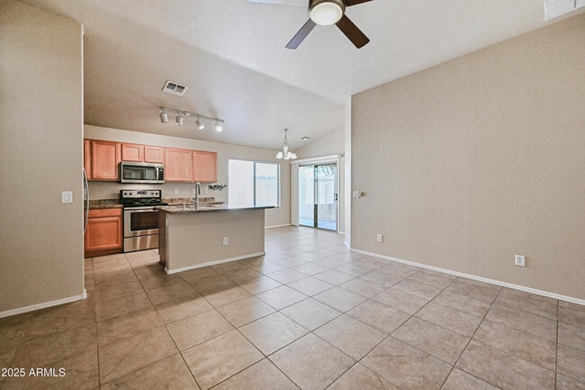 Building Photo - 16620 S 48th St