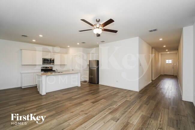 Foto del edificio - 2524 Goodrich Rd