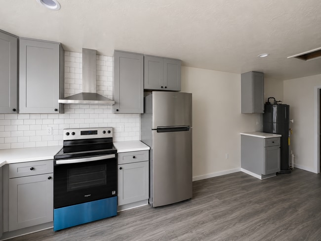 Building Photo - 316 Hardister Dr
