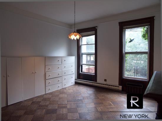 Building Photo - 67 West 83rd Street