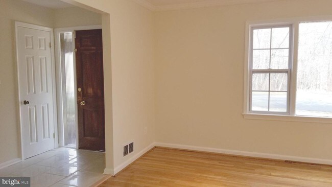 Building Photo - 1409 Jackson Rd