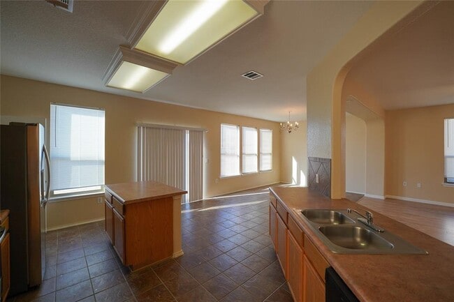 Foto del edificio - 5520 Alomar Cove