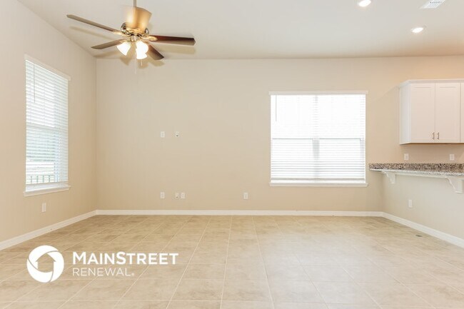 Foto del edificio - 528 Venetian Palms Blvd