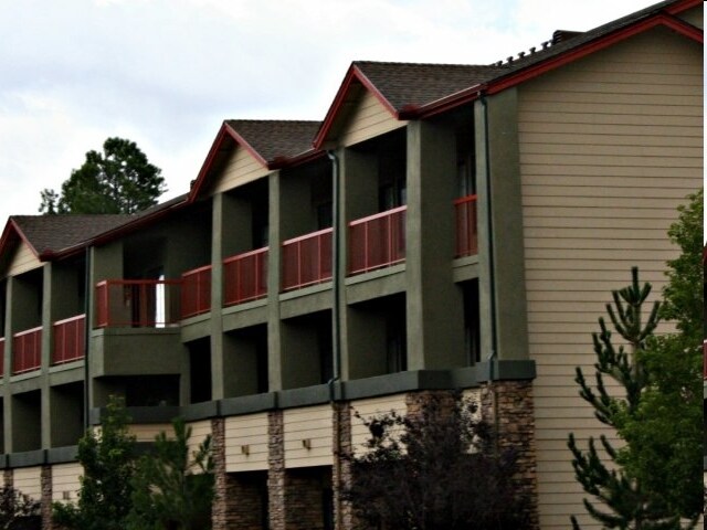 Building Photo - Clear Creek Village