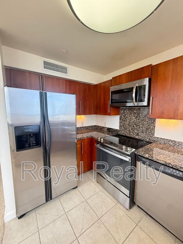 Foto del edificio - 600 Queen St