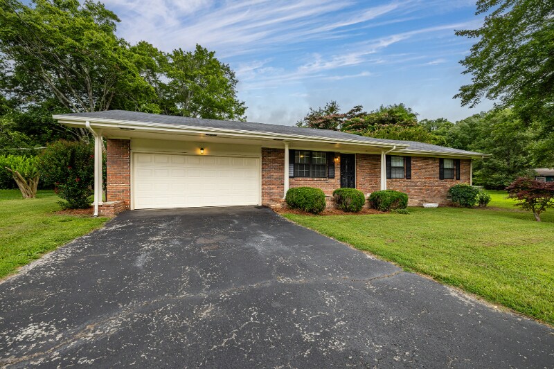 Foto principal - 11635 Jenkins Rd