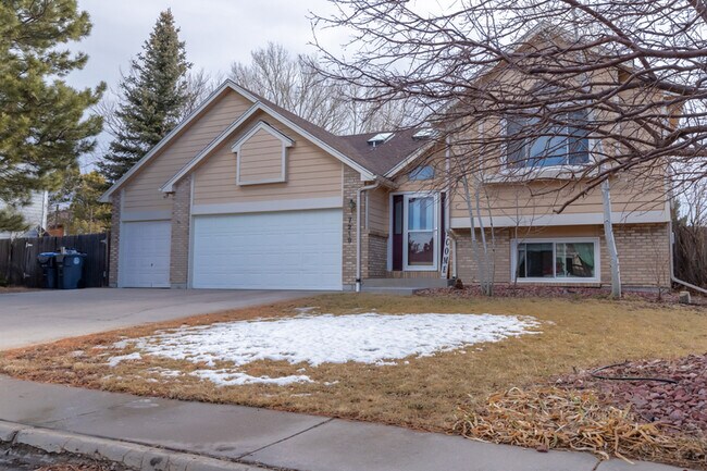 Building Photo - 7219 Bridle Dr