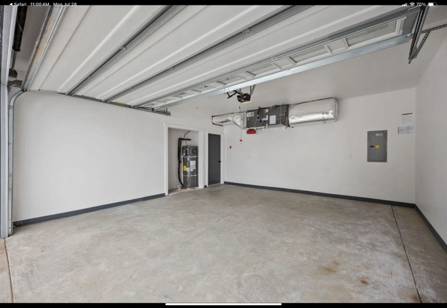 Building Photo - 12809 N Jaydee Ln
