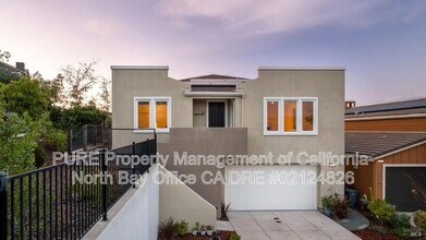 Building Photo - 6 Jasper Ct