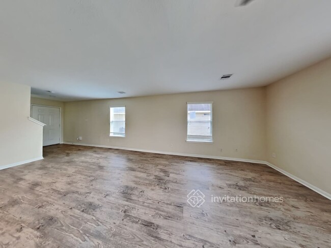 Building Photo - 8627 Chaletford Dr
