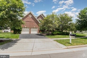 Building Photo - 25346 Justice Dr