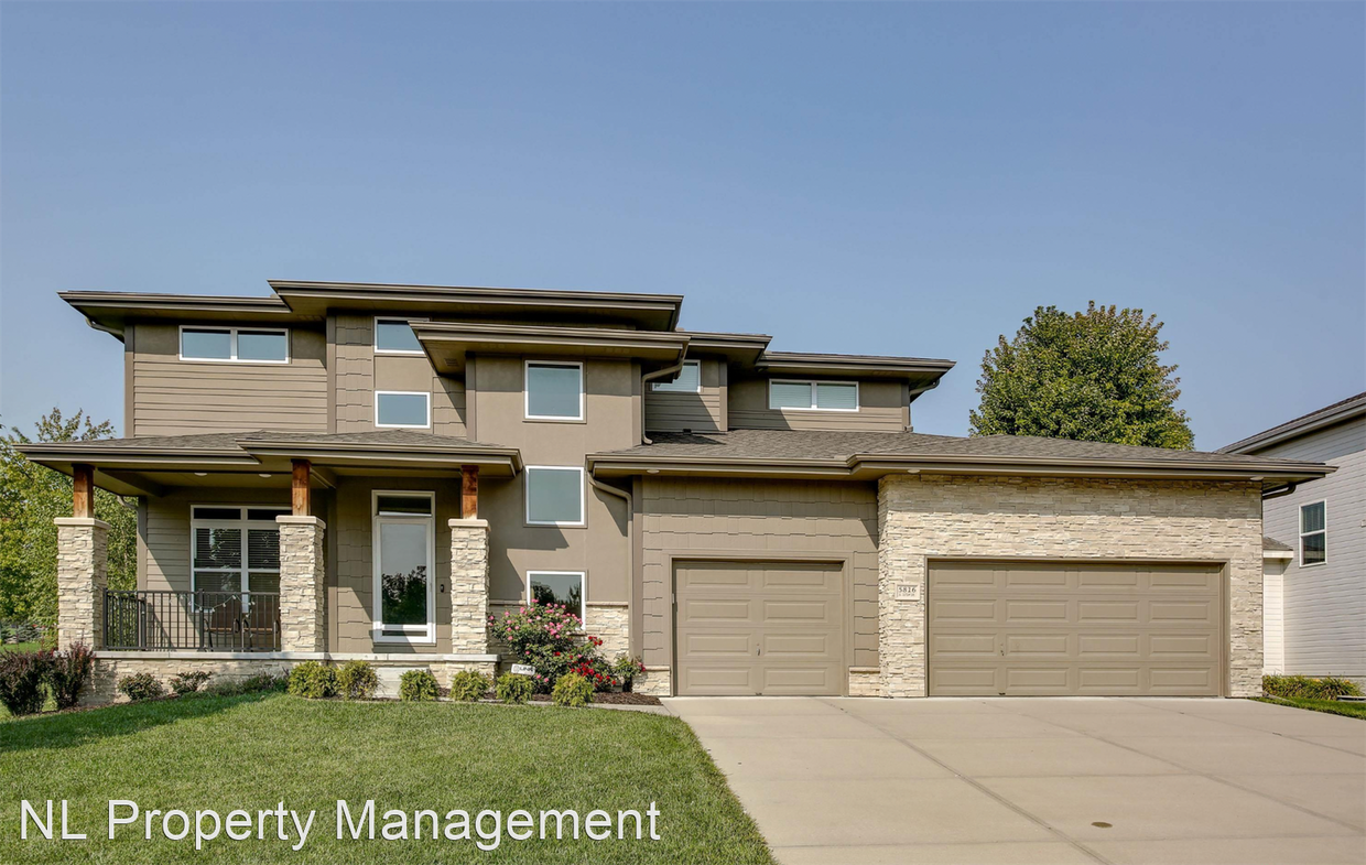 Primary Photo - 4 br, 2.5 bath House - 5816 S 171st St