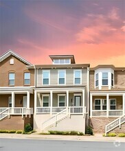 Building Photo - 724 Topsail Ln