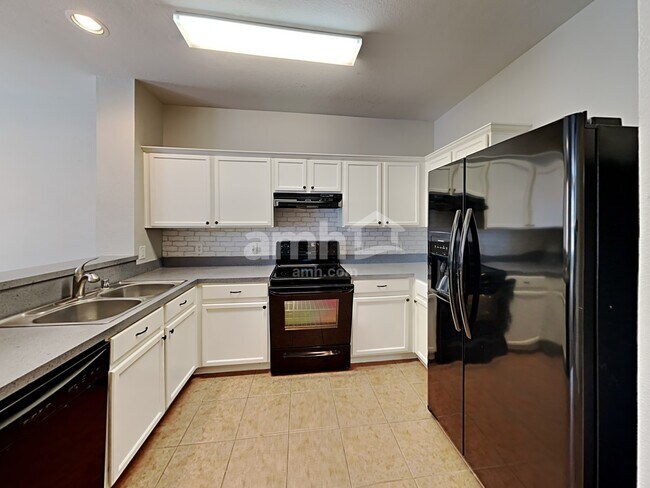 Building Photo - 2212 Glacier Park Ln