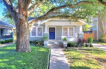 Building Photo - 1624 Sul Ross St