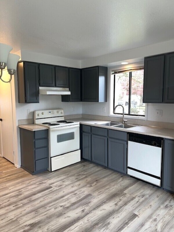 Foto principal - 301 14th St
