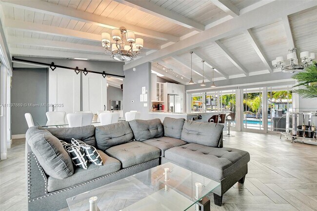 Foto del edificio - 2531 Gulfstream Ln