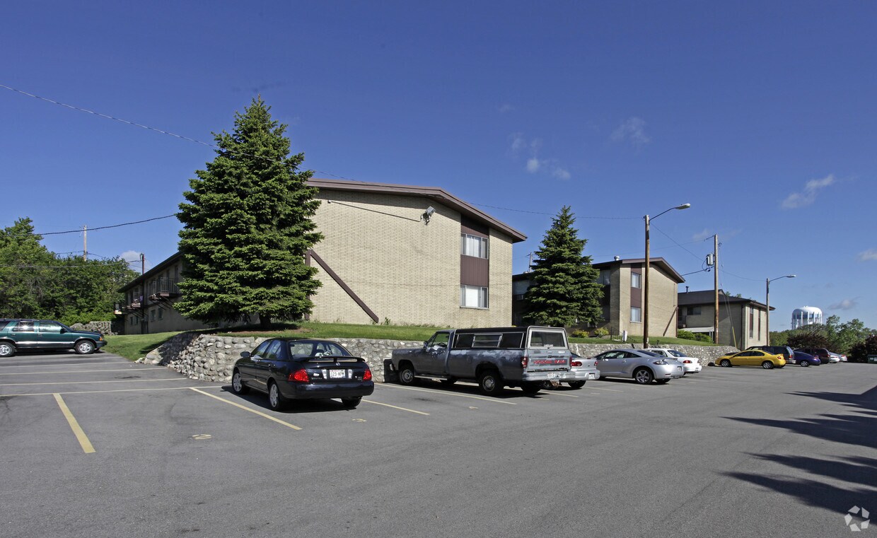 Valley Apartments Apartments in Milwaukee, WI