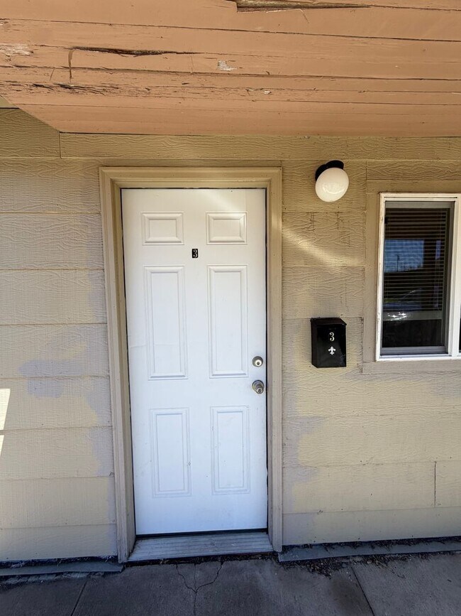 Foto del edificio - 2.2 Miles to Oregon Tech and Sky Lakes Medical Center! Newly renovated 1bdrm