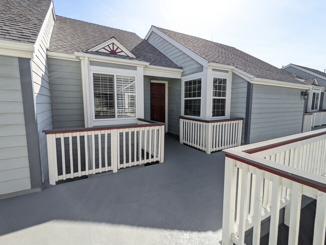 Front of condo - 162 W Lemon Ave