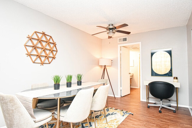 Building Photo - evRia Terraces